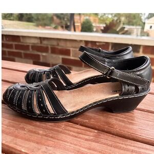 Clarks Windy River‎ Women's Black Leather Strappy Sandals Wedge Heel Shoes 6.5